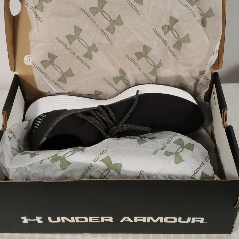 NEW UA Under Armour Breathe Lace Black Sneakers - Picture 7 of 8